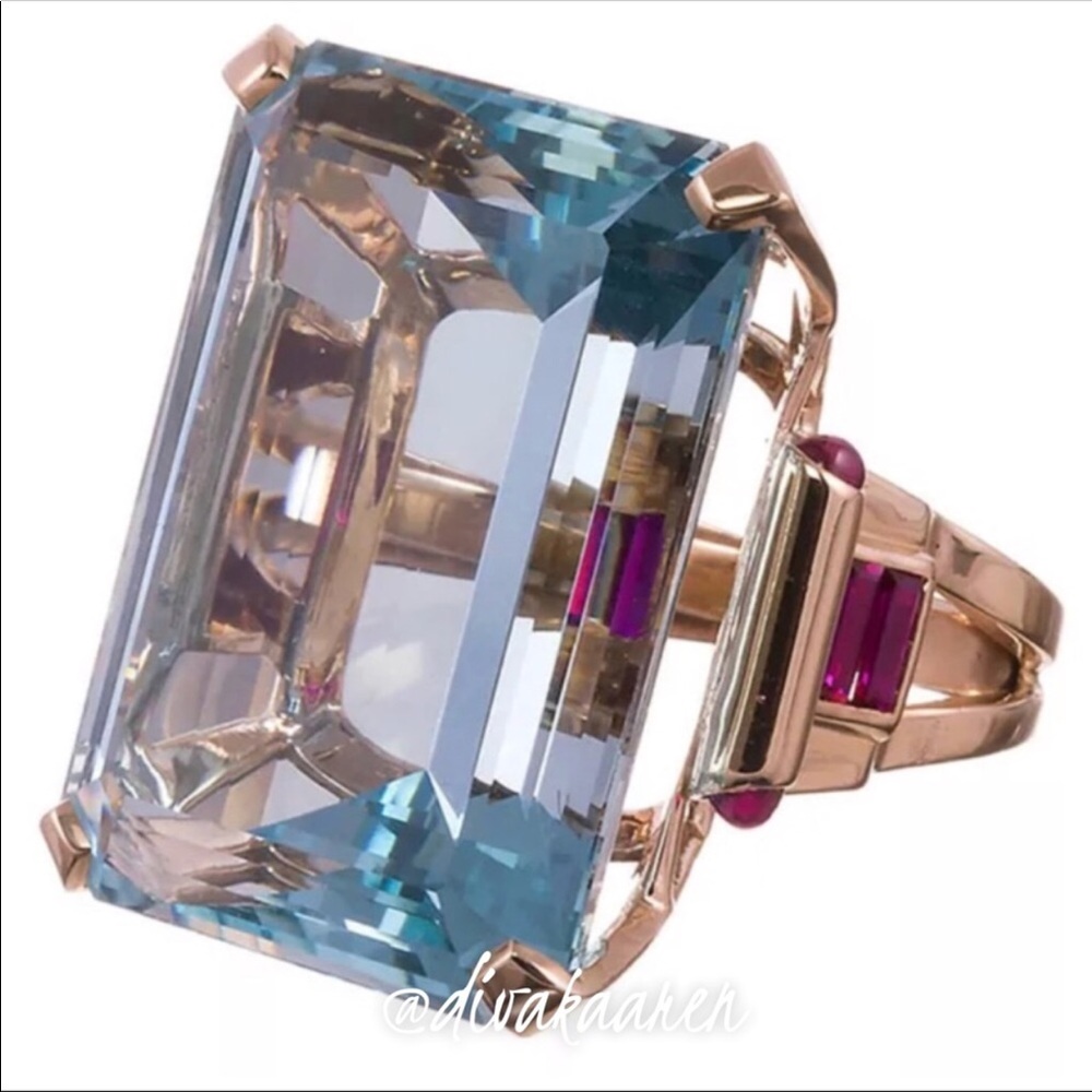 10.4Ct Aquamarine Rose Gold Cocktail Ring Stunning